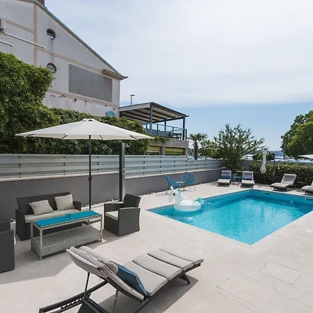 Apartment Lux *