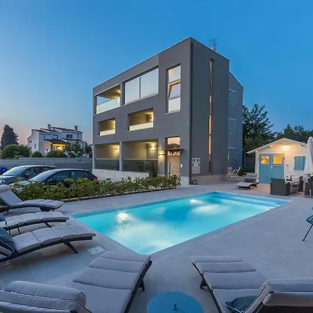 Lux Apartment